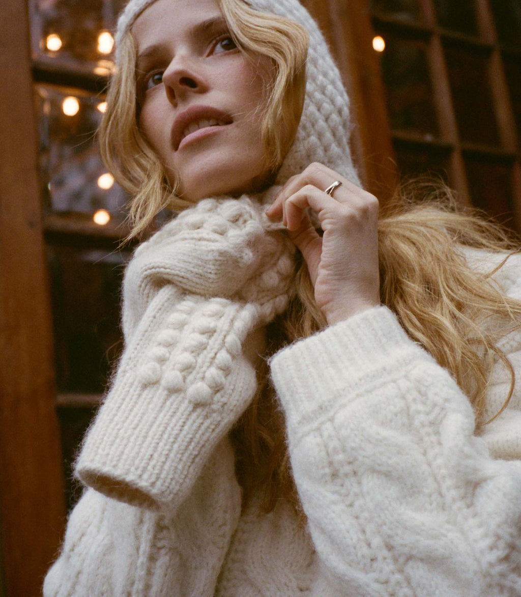 VERBIER MITTENS -- IVORY